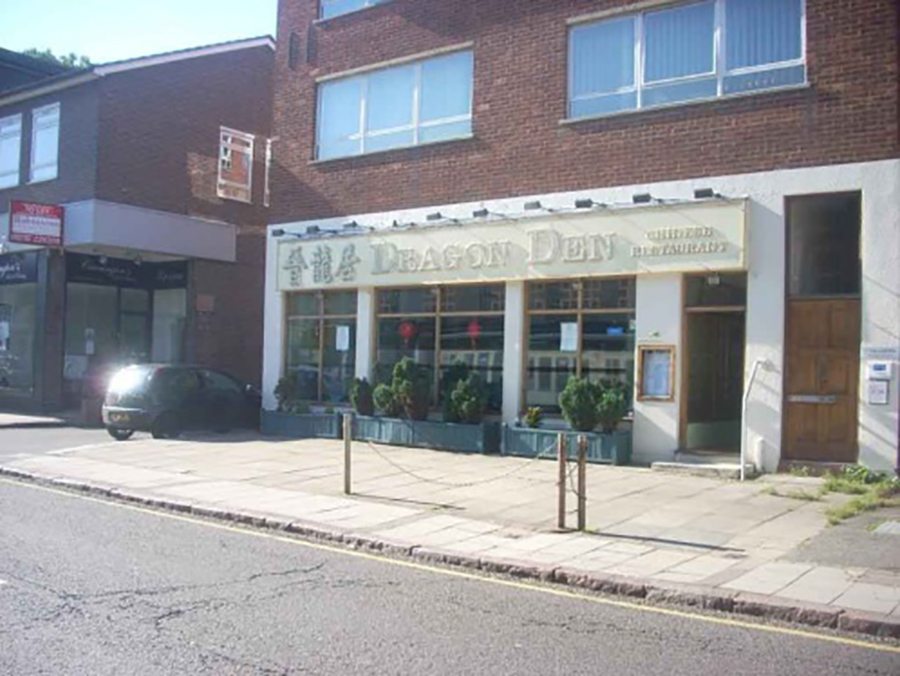 Get Planning and Architecture - Appeal for a Restaurant front dining terrace in Ewell